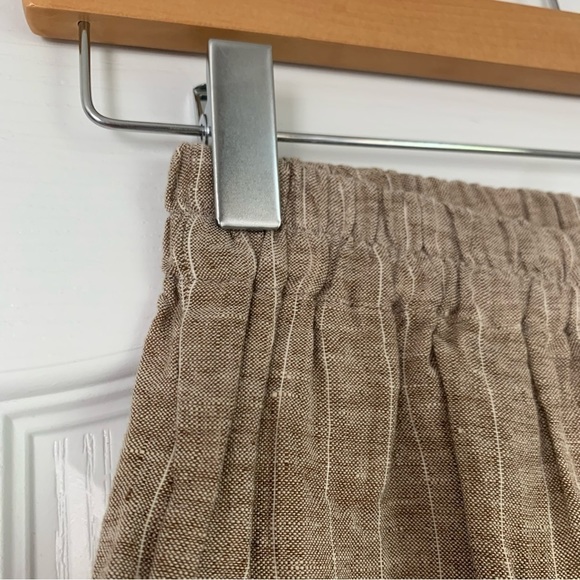 Gallego Desportes | Tapered Trouser in Natural Pinstripe - Linen Pants - Picture 6 of 10